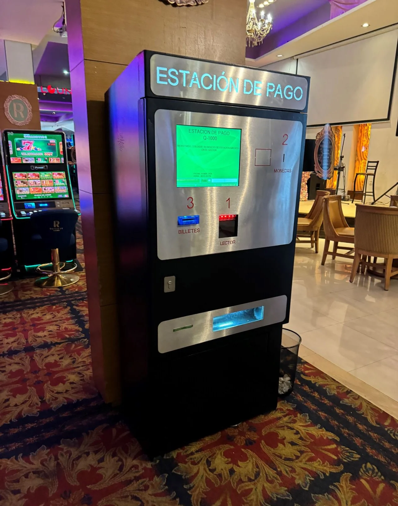 Cajero automático Q1000 instalado en Mexicali, Baja California